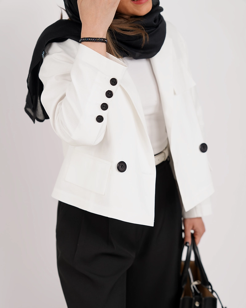 مثلث (817)